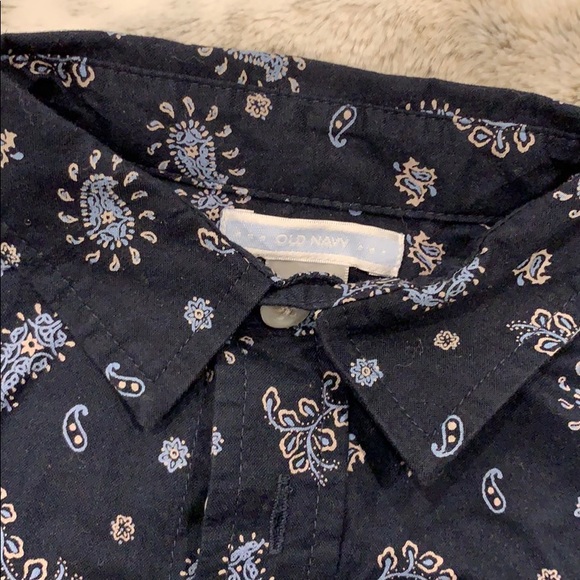 🎉HP🎉 Paisley button down shirt size 12 to 18 months - Picture 2 of 4
